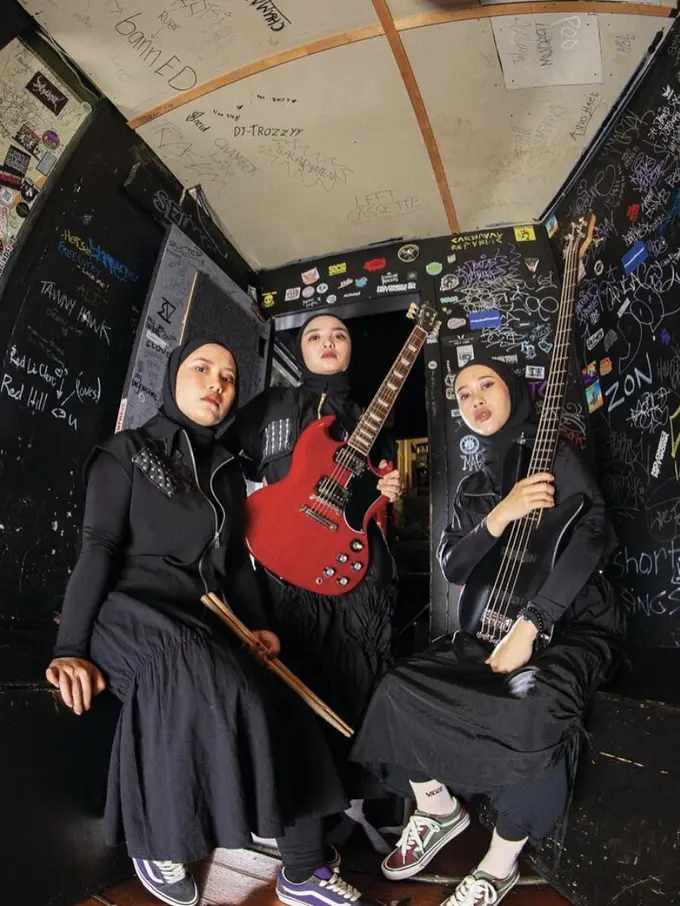 Voice of Baceprot (VoB)