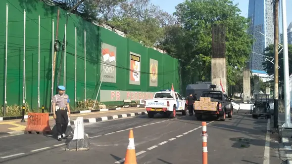 Kondisi Jalan Gelora 1 Jakarta Pusat jelang pelantikan Presiden, Minggu (20/10/2019). (Merdeka.com/Sania Mashabi)