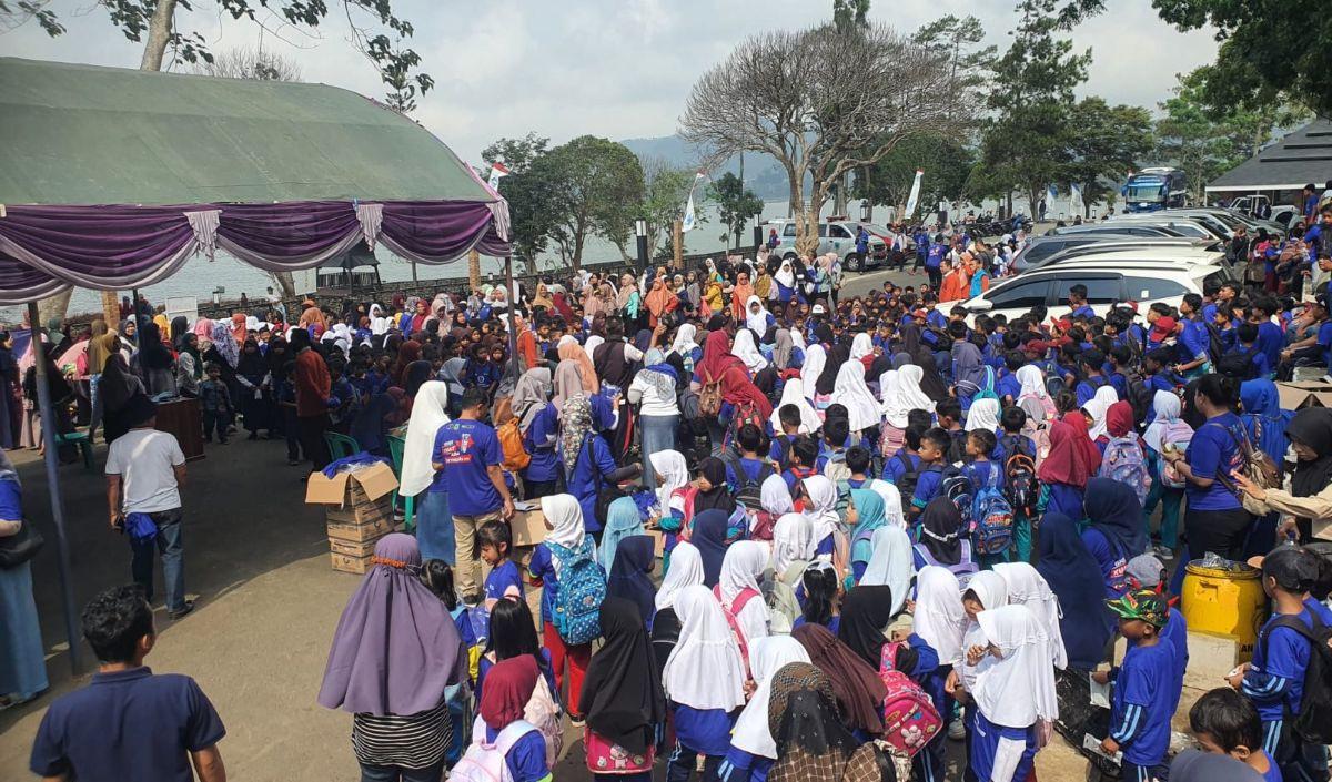 Sementara langkah tindakan medis dilakukan kepada 451 warga yang dicabut gigi rusaknya, 459 warga yang ditambal, tiga orang operasi bibir sumbing, 24 pasien pengangkatan gigi belakang.<br>