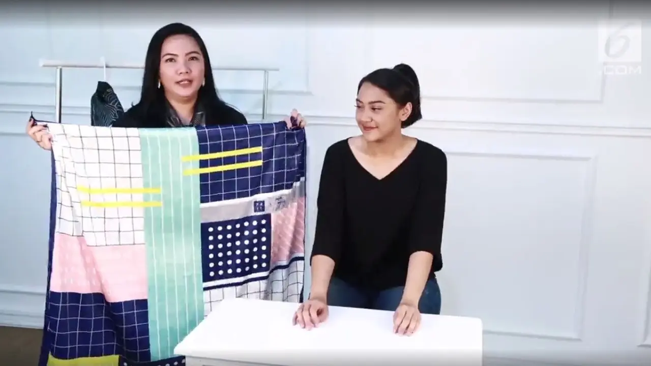 Aksentuasi Scarf Bikin Gaya Makin Fashionable