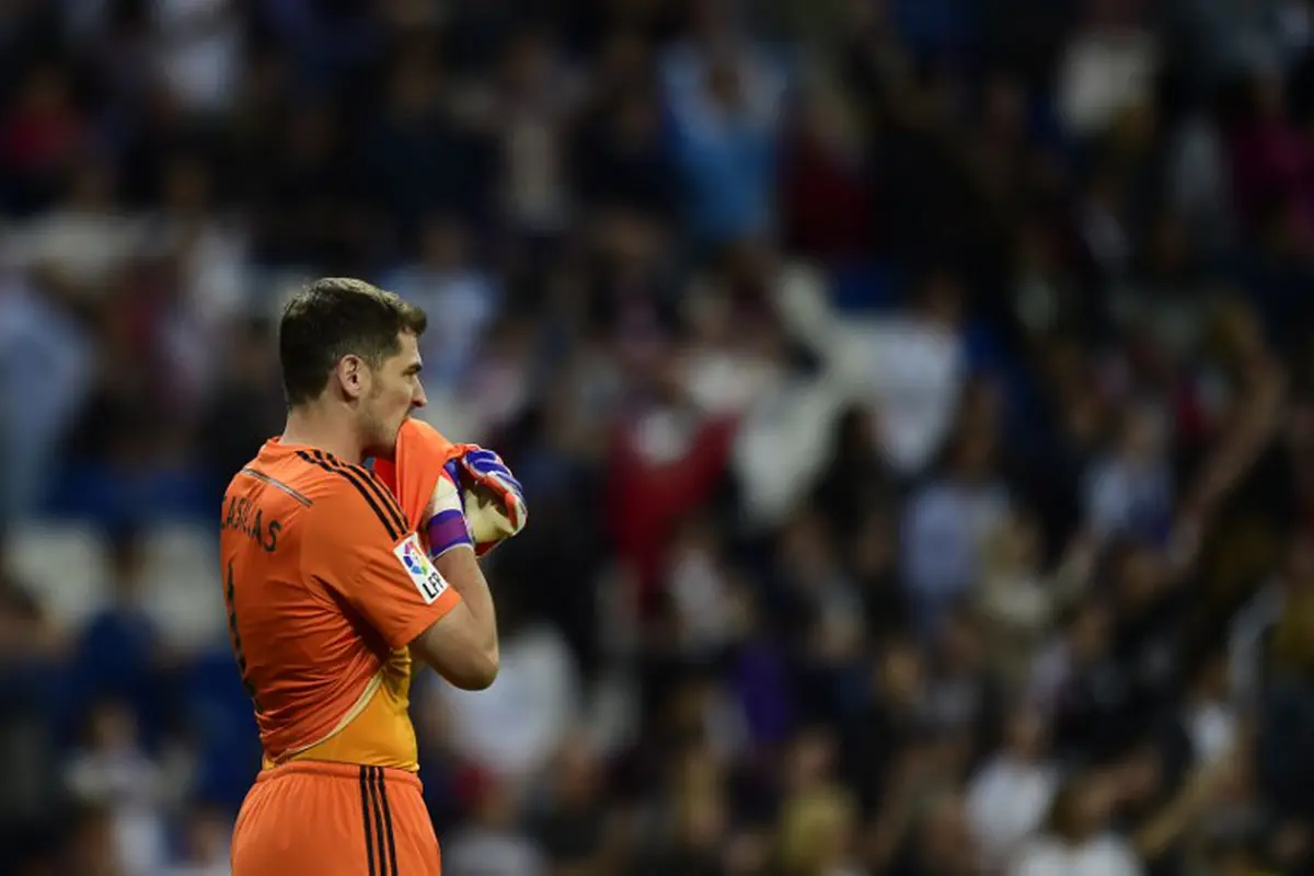 Iker Casillas bakal digusur oleh David De Gea (AFP PHOTO / PIERRE-PHILIPPE MARCOU)