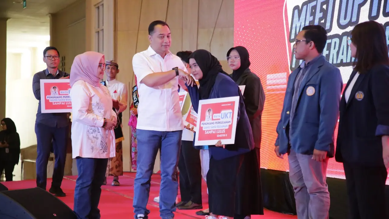 Wali Kota Eri Cahyadi Gelontorkan 25.919 Beasiswa untuk TK hingga Mahasiswa, Termasuk Beasiswa Penghafal Kitab Suci
