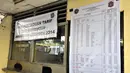 Di terminal Pulogadung juga tersedia pos pengaduan tarif dan informasi angkutan lebaran 2014, Jakarta, Rabu (23/7/14). (Liputan6.com/Panji Diksana)