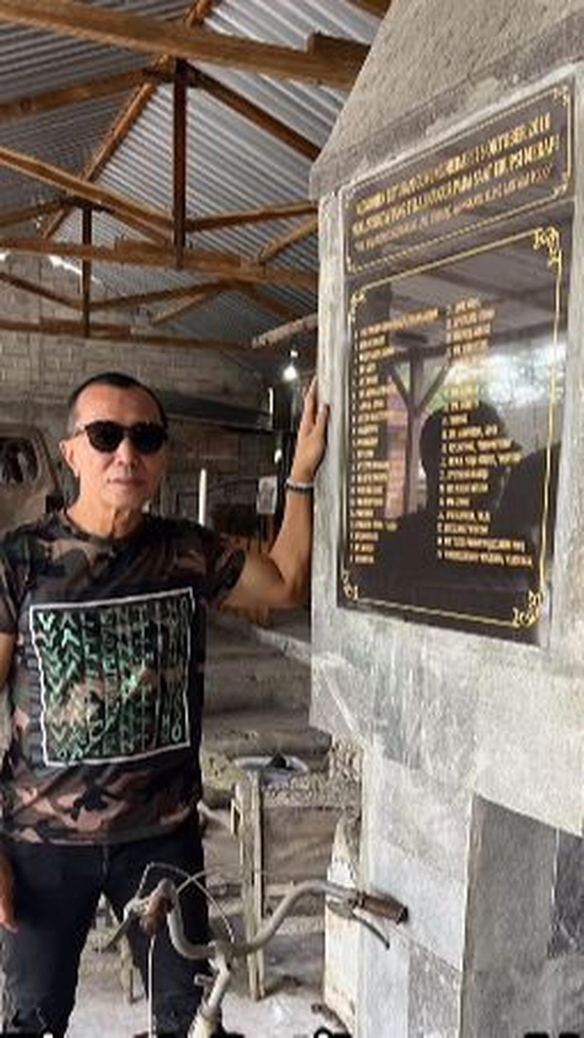 "Alm menjadi contoh dalam menjaga keletarian lingkungan alam, adat istiadat, perilaku dan juga sebagai pembantu informasi bagi orang yang melakukan kegiatan/pendakian," sambungnya. <br>