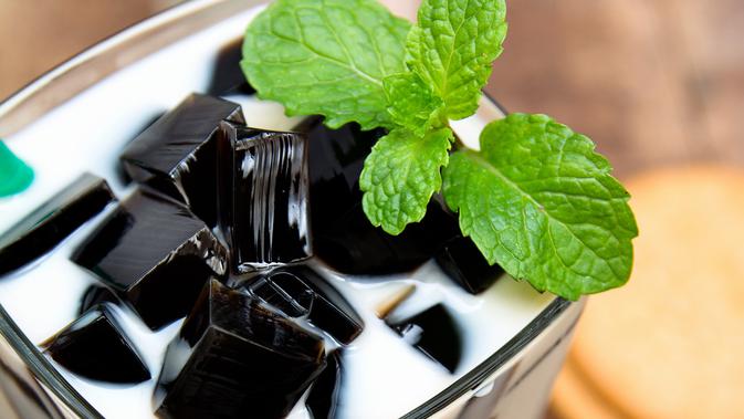  Resep  Takjil Es  Cincau  Susu  Lifestyle Fimela com