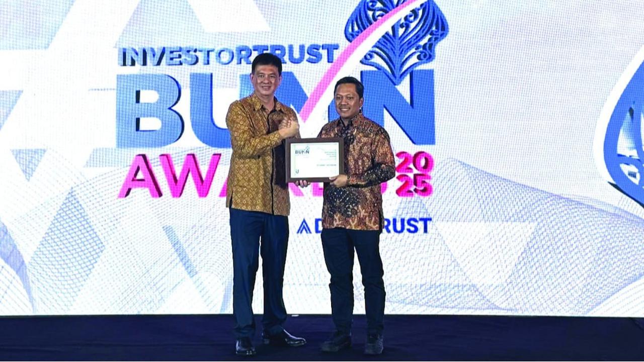 Finnet Raih Penghargaan 'Excellence in Digital Banking Turnaround' di InvestorTrust BUMN Awards 2025