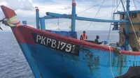 Kapal dengan kode PKFB 1928 GT. 68 berbendera Malaysia bermuatan ikan campuran kurang lebih 5 ton