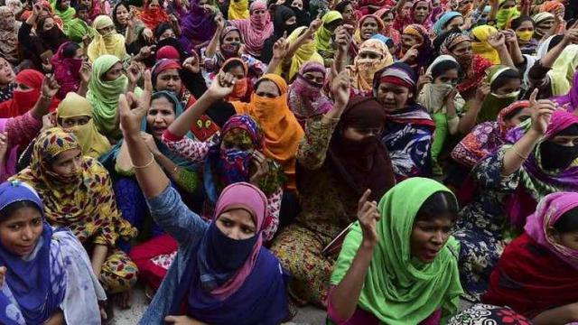 Ilustrasi demonstrasi buruh konveksi di Bangladesh (AFP Photo)