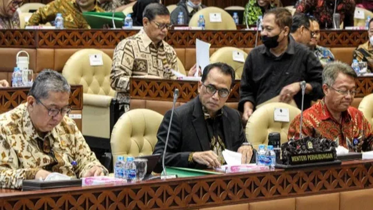 Budi Karya Mangkir Diperiksa KPK
