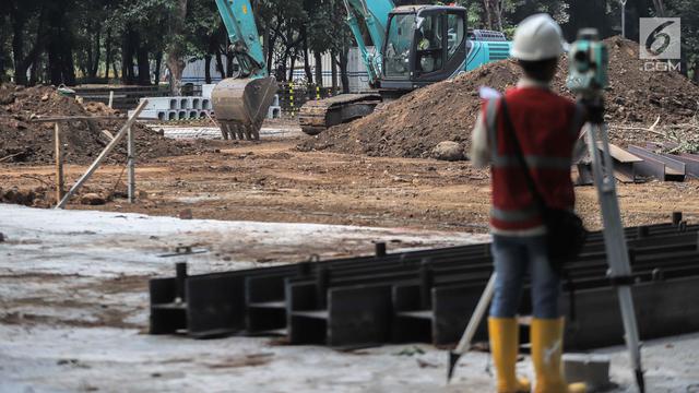 Memantau Proyek Pembangunan MRT Fase II di Taman Monas
