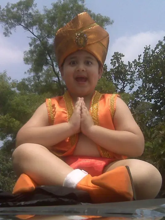 <p>Nizam mulai main sinetron sejak usia empat tahun. Penampilannya pun kerap menarik perhatian dengan tubuhnya yang berisi. [instagram/nizamhasan342]</p>