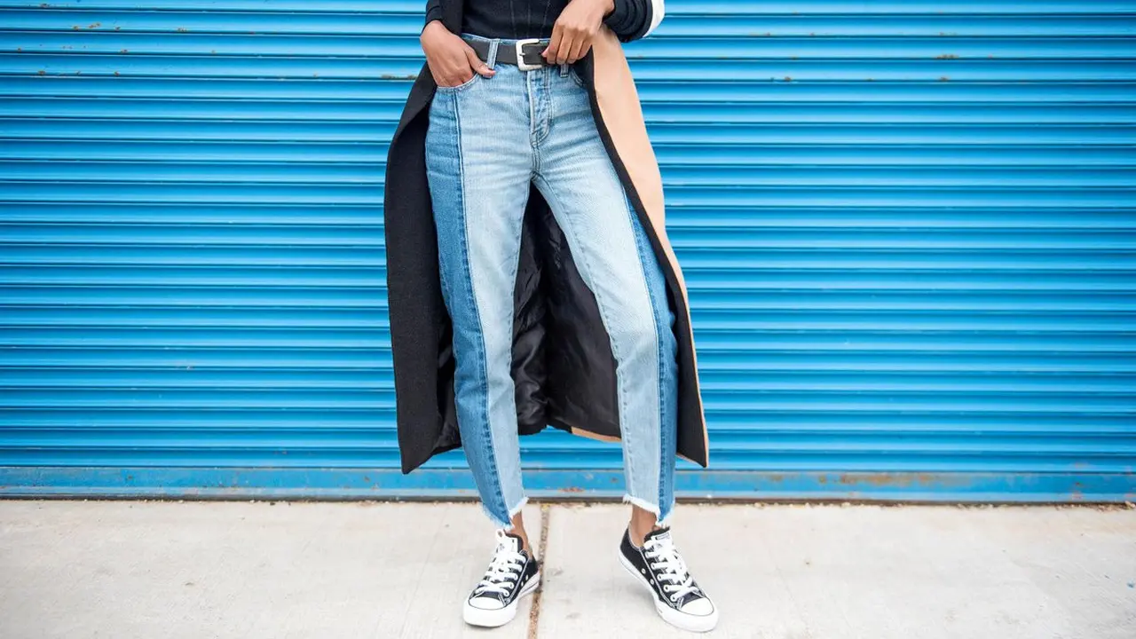 [Bintang] Nggak Monoton, Jeans Unik Ini Mesti Ada di Lemari Kamu