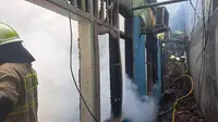 Gegara Kompor Ditinggal saat Masak Mi, Rumah di Koja Jakut Ludes Terbakar