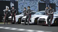 Gran Turismo merupakan film bergenre drama biografi Amerika Serikat yang disutradarai oleh Neill Blomkamp bersama dengan penulis skenario Jason Hall dan Zach Baylin serta dibintangi oleh Orlando Bloom. (Gordon Timpen/Sony Pictures via AP)