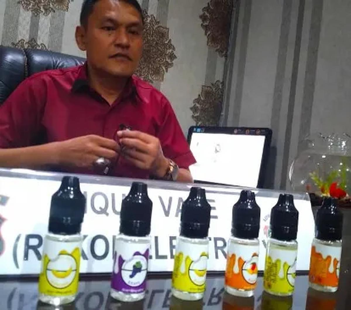 "Kami siap untuk mendukung pemerintah dalam mengurangi penggunaan rokok bagi anak-anak dan juga ibu hamil," kata Garin dalam Munas APVI, Selasa (10/10). <br>