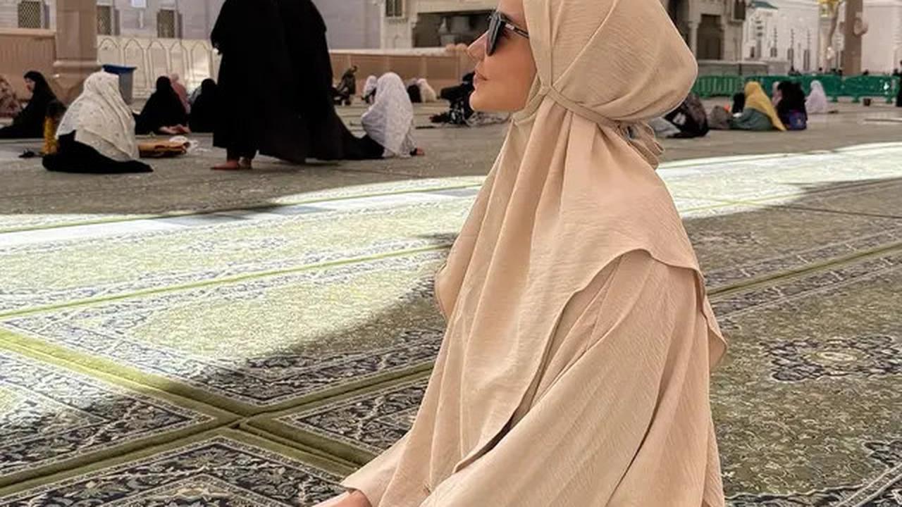 6 Potret Dulu dan Kini Enzy Storia Pakai Hijab, Semasa Kecil Pernah Ikut Pesantren Kilat