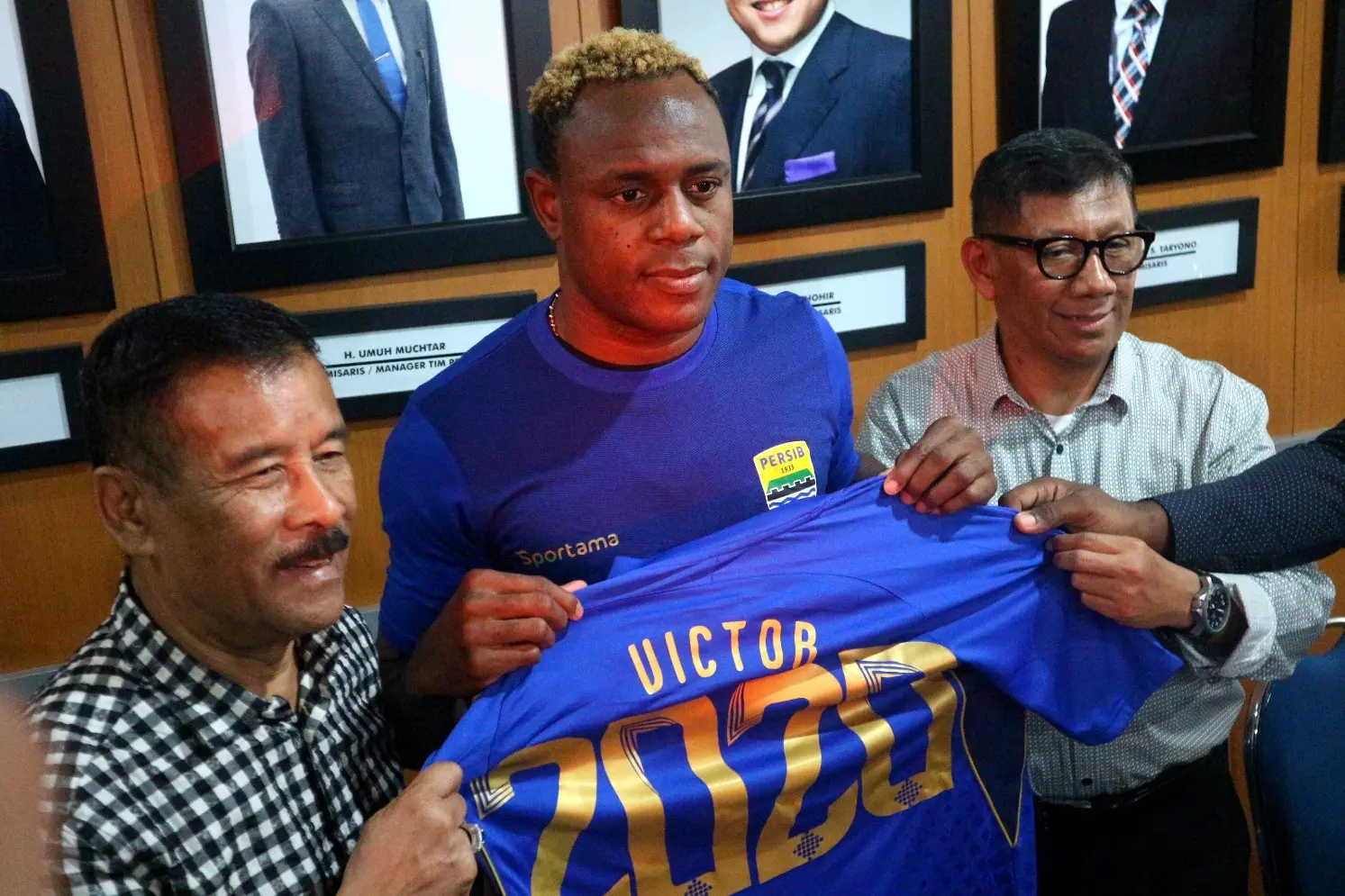 Victor Igbonefo menjadi salah satu dari tiga pemain baru Persib di musim ini (Liputan6.com/Kukuh Saokani)