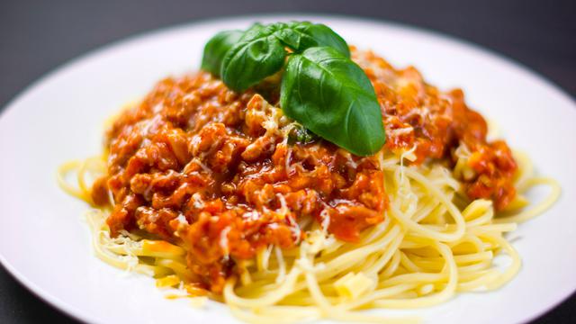 Tips dan Cara Membuat Saus Bolognese  untuk  Segala Pasta  