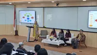 Data OJK Institute: Mayoritas Pengguna Pinjol Ilegal Tergoda Iklan Media Sosial