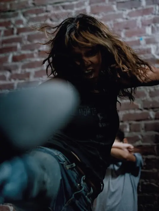 Selain Halle Berry, dua aktor Indonesia yakni Yayan Ruhian dan Cecep Arif Rahman pun akan turut bermain. (instagram/halleberry)