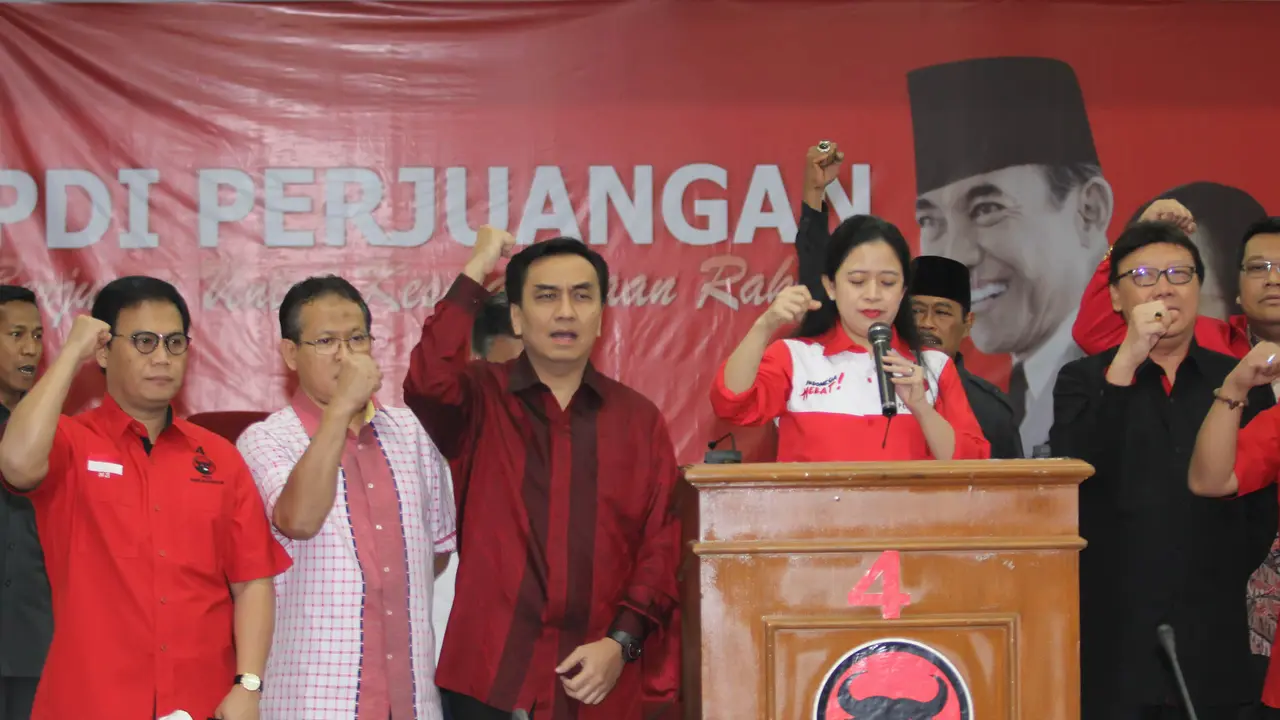 [FOTO] PDIP Resmikan Jokowi Jadi Kandidat Capres