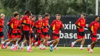 Para pemain Timnas sBelgia mengikuti sesi latihan di kompleks pelatihan nasional mereka di Tubize pada 4 Juni 2026, menjelang turnamen sepak bola Piala Dunia FIFA 2026. (BRUNO FAHY/Belga/AFP)
