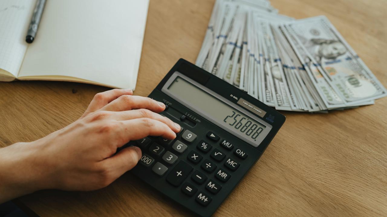 Frugal Living Menjadi Topik yang Tengah Viral di TikTok Usai Content Creator Membahas Cara Mereka Mengatur Keuangan dengan Gaji Rp3,5 Juta per Bulan (Credit: pexels.com/Olia)