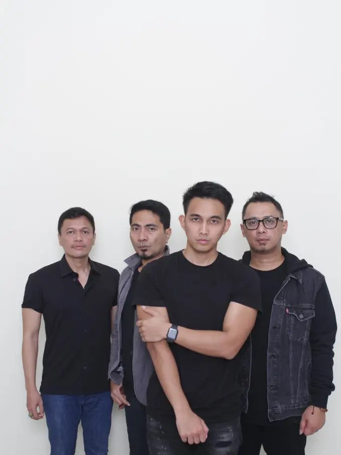 ADA Band Bersama Indra Sinaga