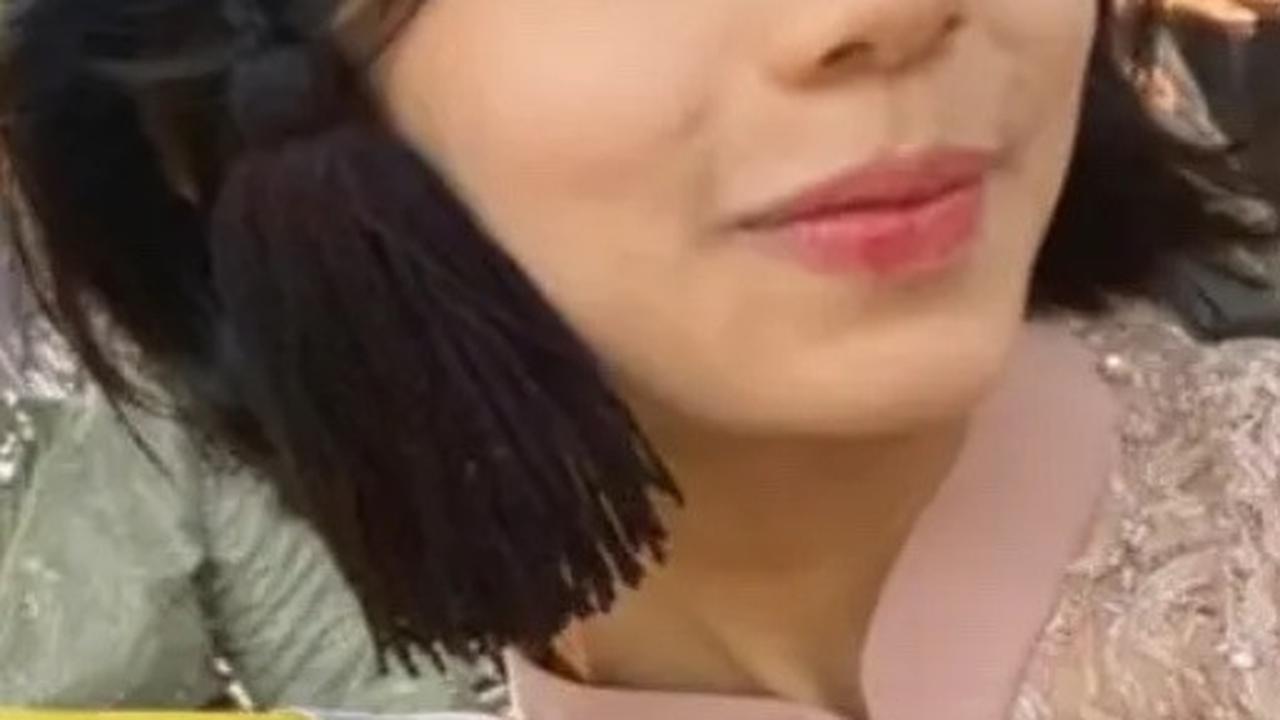 Gendis tercatat sebagai finalis Gadis Sampul 2023 dengan nomor urut 4. Polling untuk Gendis akan ditutup pada 15 Desember 2023 tepat pukul 19.00 WIB.