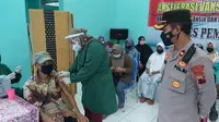 Trik Jitu Polisi Mengakselerasi Vaksinasi Massal di Pemalang