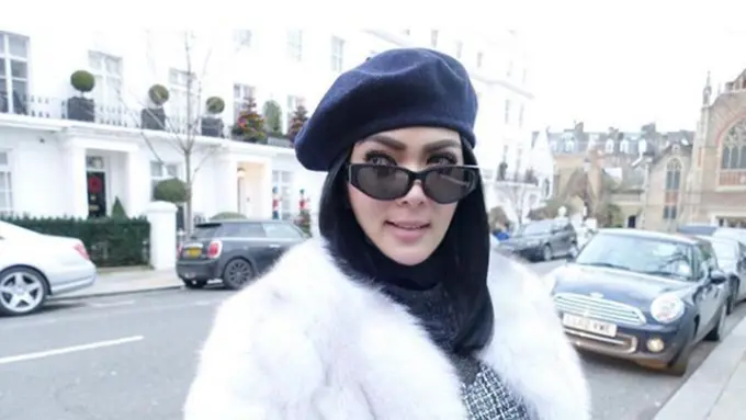 Gonta Ganti Gaya Rambut, Princess Syahrini Tetap Cetar Membahana