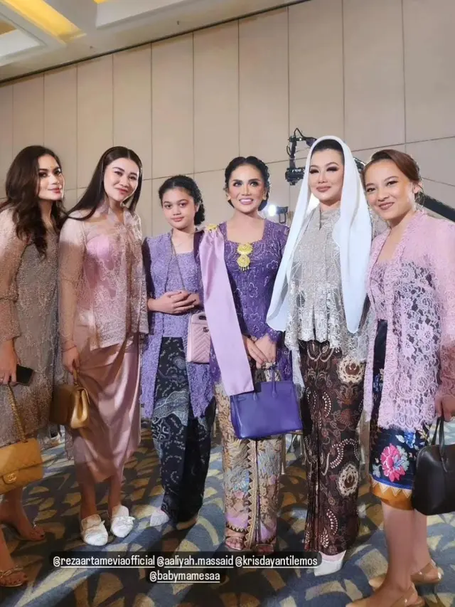 Aaliyah Massaid hadir di 7 bulanan Aurel Hermansyah