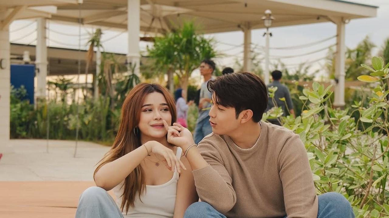 Potret Brisia Jodie dan Jonathan Alden, Captionnya Bikin Netizen Netizen Gemas dan Disebut Couple Goals