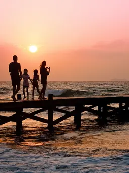 Banyak pengeluaran kecil yang terlihat sepele justru dapat terakumulasi menjadi jumlah yang cukup besar (Sumber: Pexels.com)