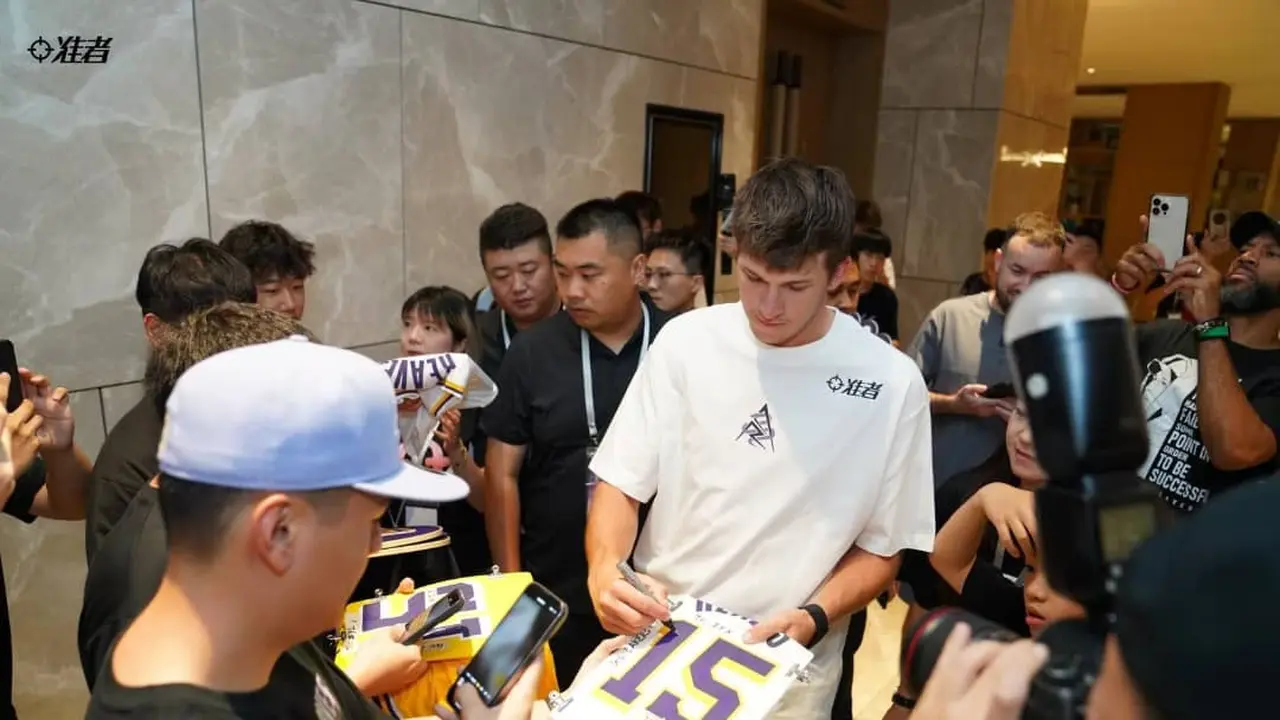 Austin Reaves saat tur Asia bersama Rigorer