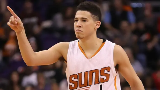 NBA: Devin Booker Lewati Pencapaian Kobe Bryant