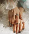 Gem nails membawa rhinestone warna-warni ke permukaan kuku untuk menciptakan manikur yang mencuri perhatian.
(Foto/Dok: Pixels)
