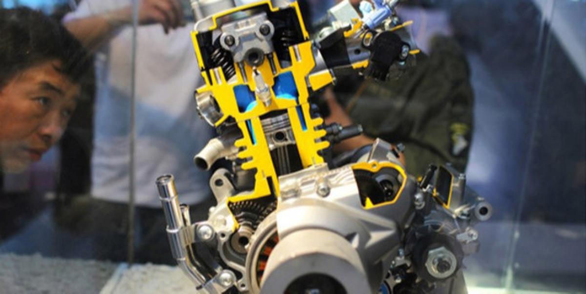 Singkat, Perbedaan Mesin DOHC dan SOHC