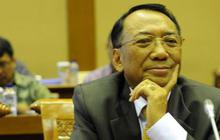 Menteri ESDM Jero Wacik dilaporkan ke KPK