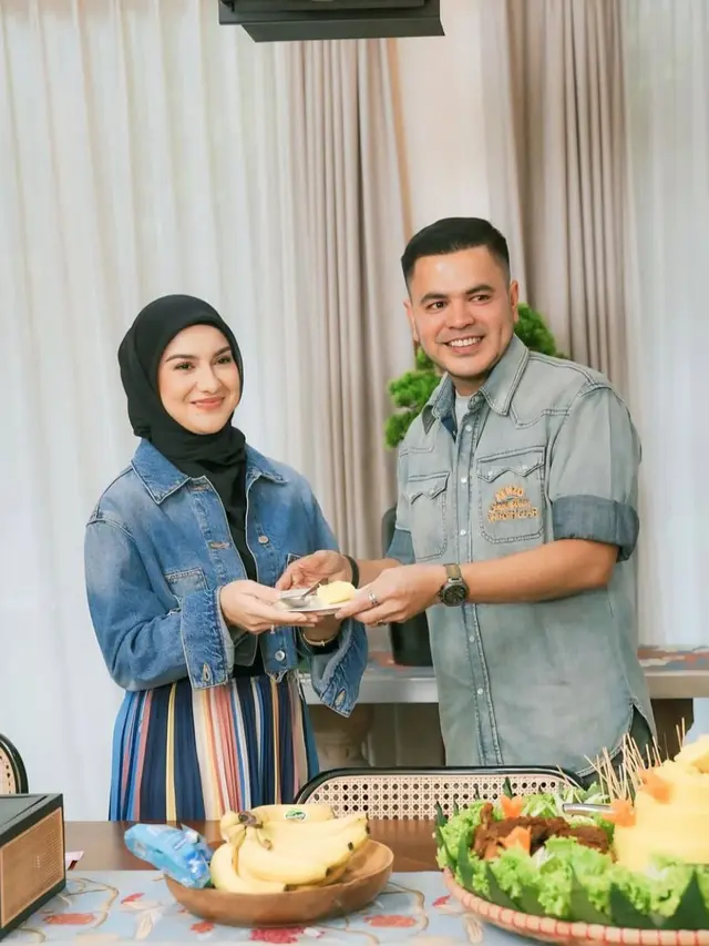 Irish bella dan haldy sabri ungkap proyek baru. (credit:instagram.com/_irishbella_)