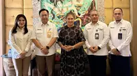 Bank Mandiri Taspen Salurkan Hak Pensiun Ryamizard Ryacudu