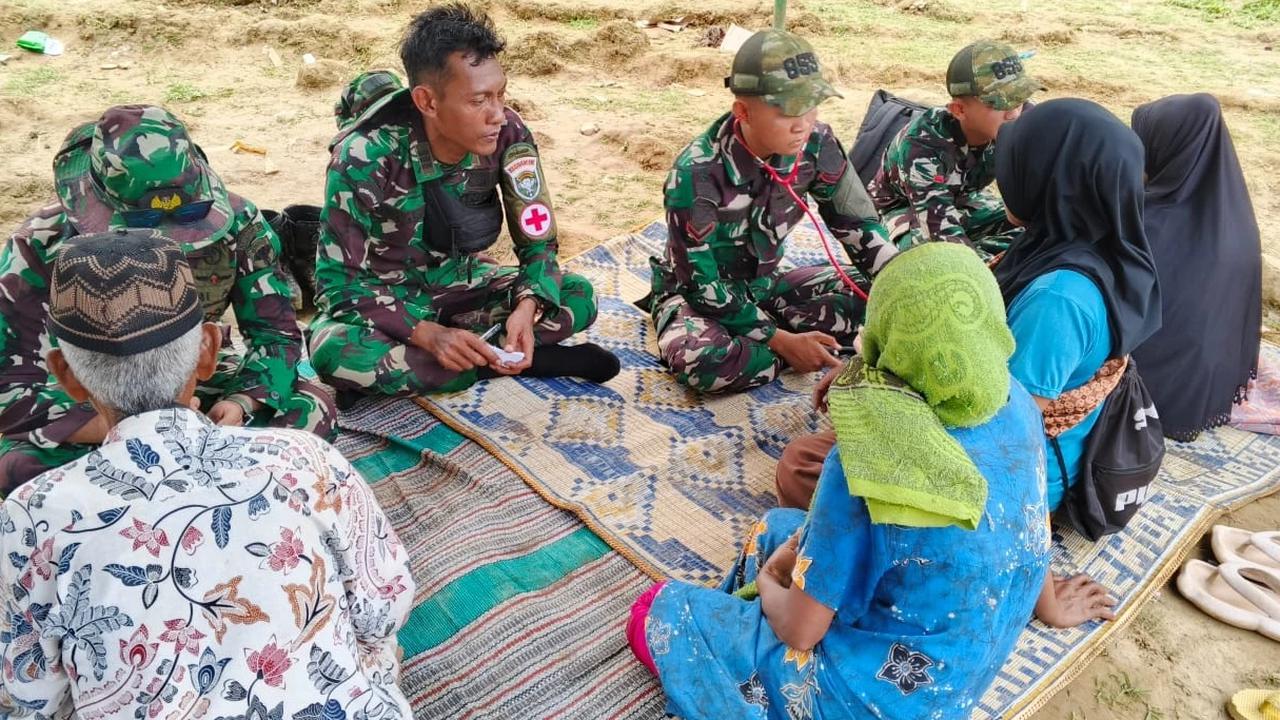 Tim Kesehatan Gabungan TNI di Gayo Lues Aceh
