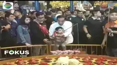 Bermain bersama cucu di sebuah mal di Bogor, Jokowi hebohkan pengunjung yang ini foto dan bersalaman.