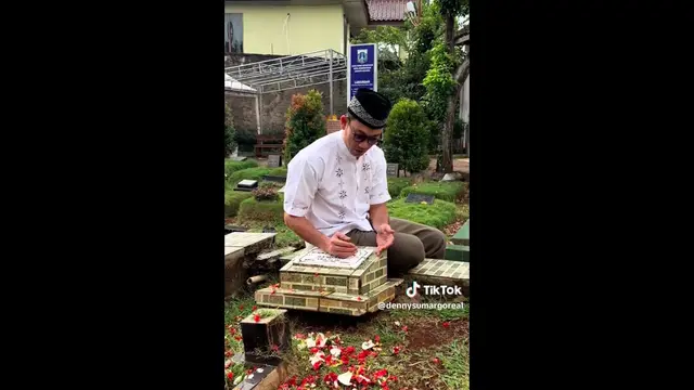 Denny Sumargo Ungkap Alasan Mulia Hafal Surat Al Fatihah Meski Seorang Non Muslim, Agar Bisa Mendoakan Mendiang Ayahnya yang Beragama Islam. (TikTok Denny Sumargo)
