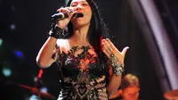 Banyak kejutan terjadi di malam Result Show Indonesia's Got Talent (IGT) 2014. Salah satunya adalah penampilan Anggun C. Sasmi