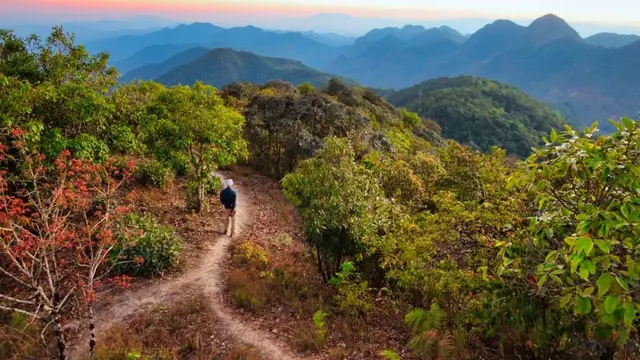 Pemandangan Gunung Doi Ang Khang