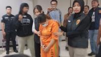 Tampang Wanita Pelaku Pembunuhan Sadis Pedagang Lansia di Puncak Bogor saat Salat Magrib