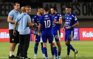 Prediksi Persib vs Isenmulang FC: Kedalaman Skuad Pangeran Biru Jadi Pembeda