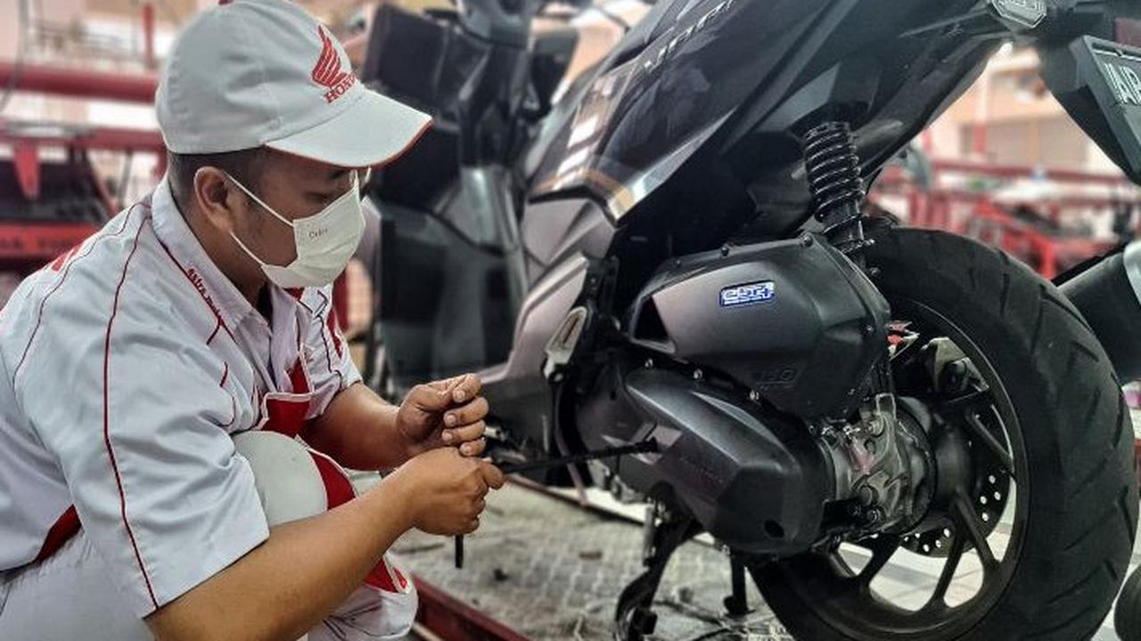 Kapan Sebaiknya Mengganti Oli Motor? Berikut Penjelasannya