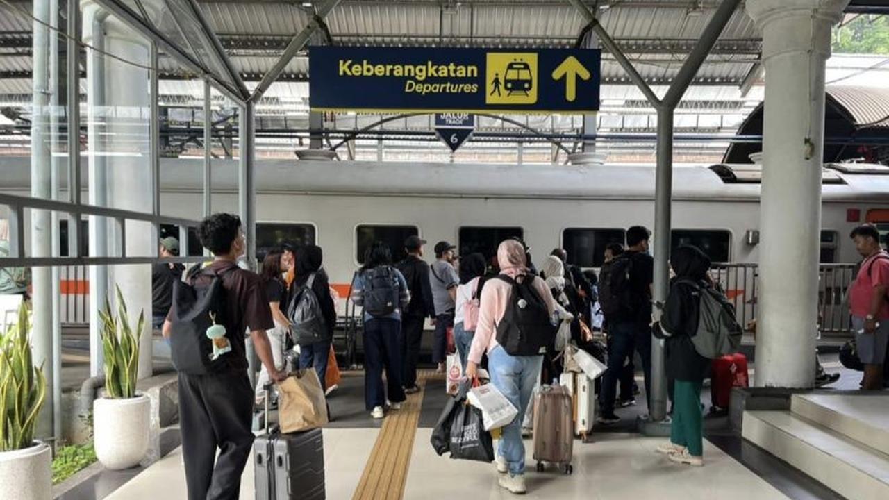 Penjualan Tiket Mudik KAI Daop 8 Lebaran 2026 Capai 236 Ribu, Diskon Menarik Menanti